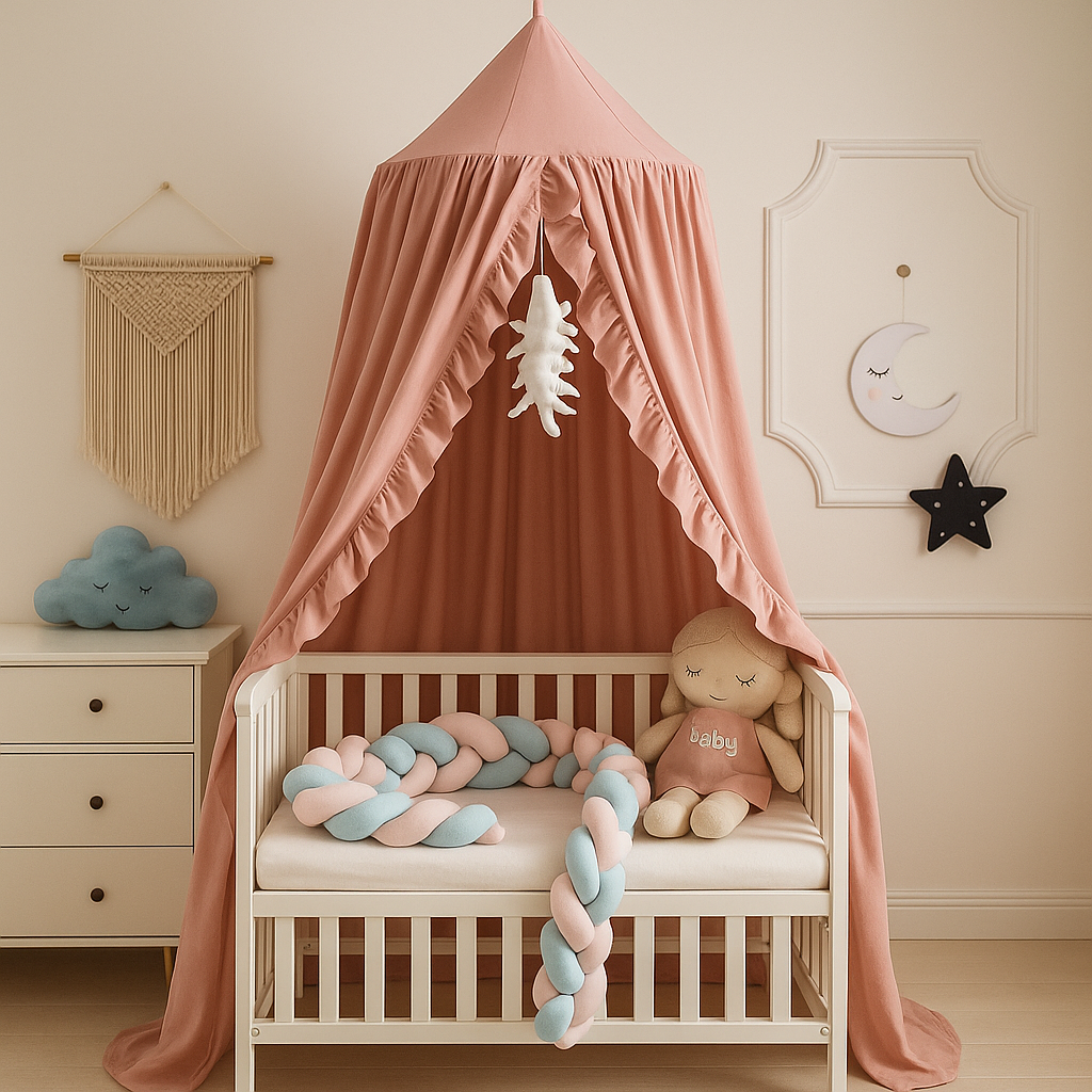 ciel de lit bébé rose couvrant le berceau